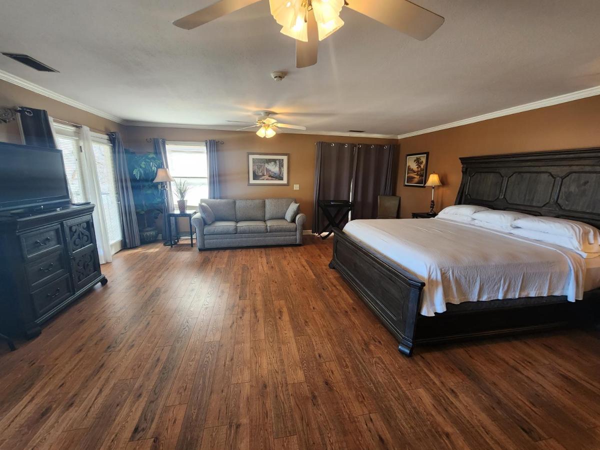 Tennessee Room At Tennessee Riverplace Chattanooga Exterior photo